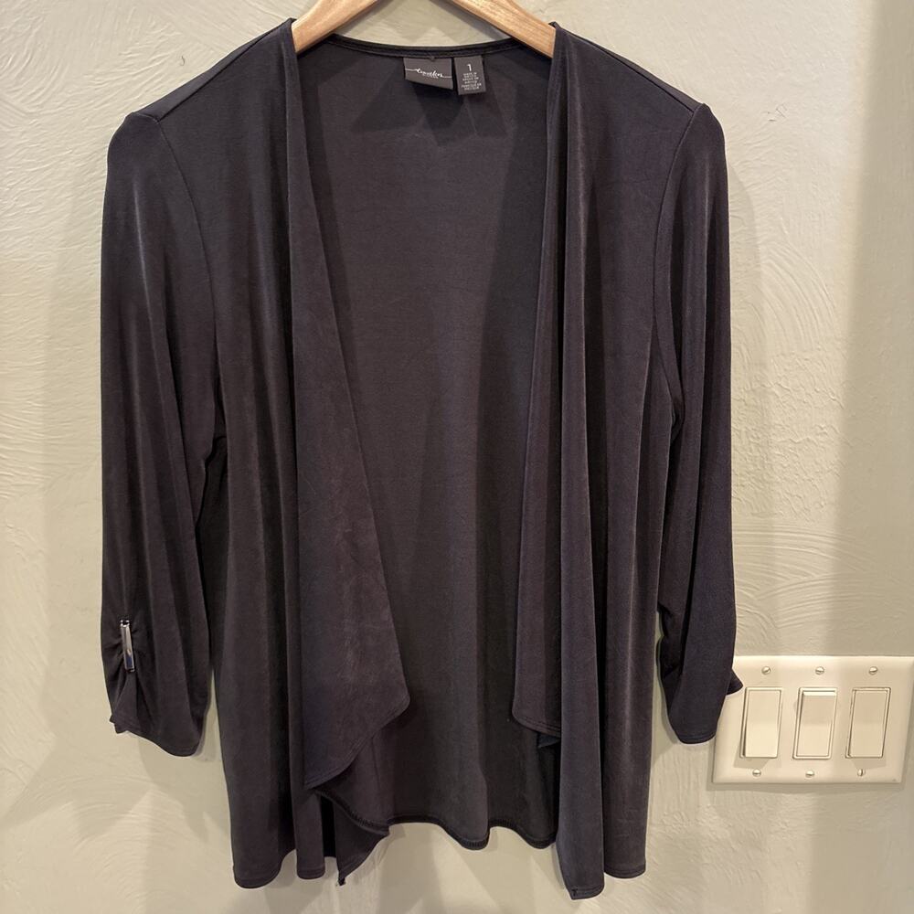 Chicos 1 Slinky Knit Cardigan Medium Gray Open front Travelers Shrug Lagenlook